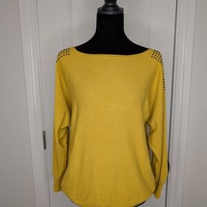 Cable & Gauge Yellow Women's Sweater with Studded Shoulders